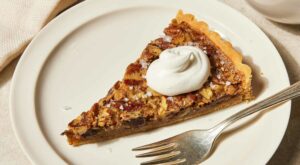 This Chocolate, Pecan & Bourbon Pie Will Transport You to the Kentucky Derby