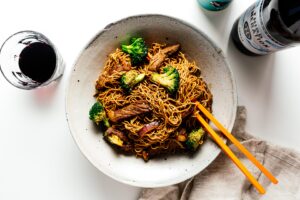 Easy Beef and Broccoli Chow Mein Recipe · i am a food blog