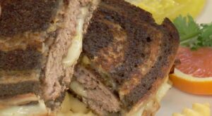 How to Make Jeff’s The Greatest American Patty Melt in the Country | Jeff Mauro calls this “The Greatest American Patty Melt in the Country”. Do you agree? | By Food Network | Facebook