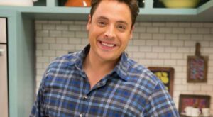 The Sandwich King Will See You Now; Meet His Royal Rye-ness: Jeff Mauro