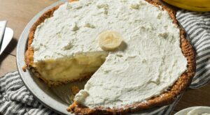 5-Ingredient No-Bake Banana Cream Pie Recipe Is Simply … – 30Seconds.com