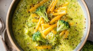 Broccoli Cheddar Soup – Skinnytaste