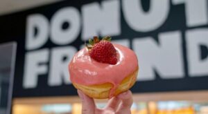 21 Spots to Grab Tasty Vegan Donuts, Pastries, and More – VegNews