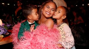 Chrissy Teigen’s Daughter Luna Is in Big Sister Mode with Baby Esti in Adorable New Family Photo – SheKnows