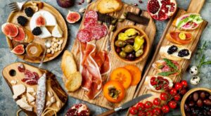 10 Charcuterie Board Ideas with Meat and Cheese – Fine Dining Lovers Intl