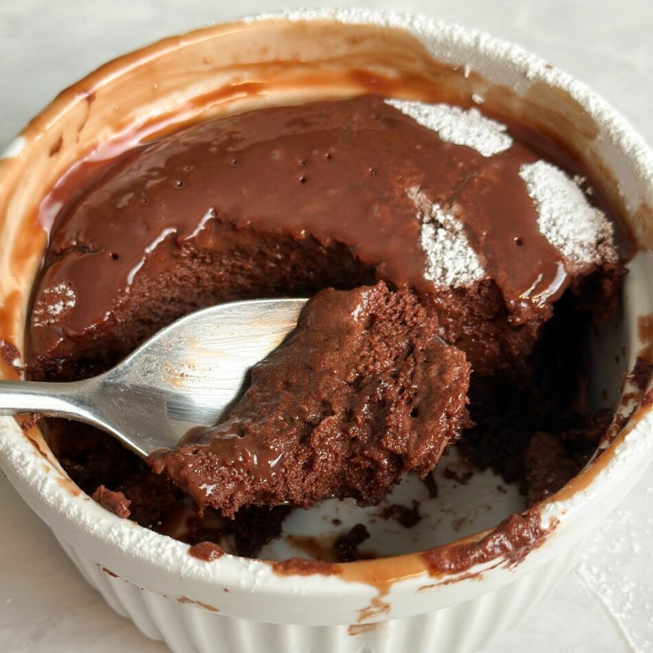 Easy Single Serve Chocolate Soufflé – Recipes – Bake With Zoha