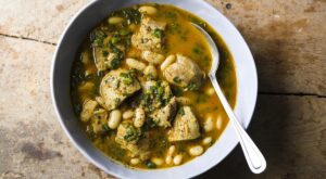 RECIPE: Cardamom-lime chicken and white beans – Washington Times