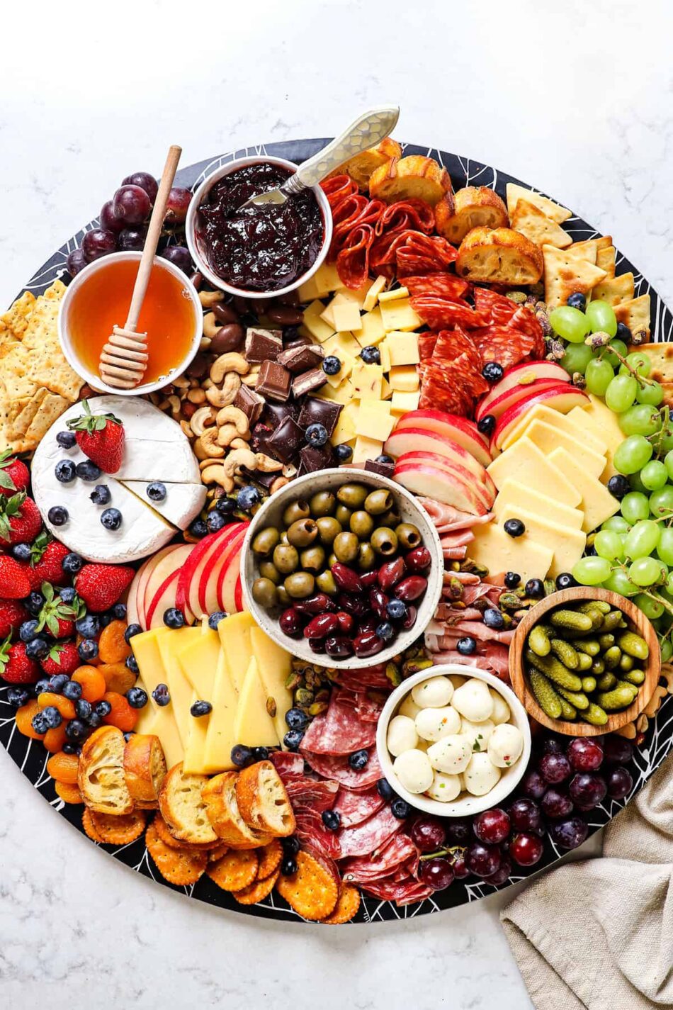 How to Make a Charcuterie Board – Carlsbad Cravings