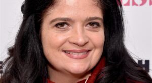 Alex Guarnaschelli Is Ready For Love Again But Watches ‘Too Many Rom-Coms’ – Mashed