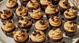 These Chocolate-Peanut Butter Mini Cupcakes Are for Reese’s Lovers – EatingWell
