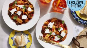 Get the Recipe for a Pasta Alla Norma Inspired by ‘The White Lotus’ – PEOPLE