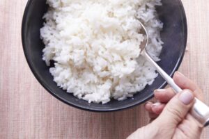 How to Cook Perfect Rice on the Stove – The Mom 100