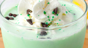 22 CRAZY St. Patrick’s Day Treat Recipes That Will Be Your Lucky Charm – Brit + Co