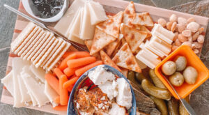 Everything You Need From Trader Joe’s To Build the Perfect Charcuterie Board – The Everygirl