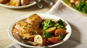 Workhorse ingredients get a refresh in this honey-garlic chicken sheet-pan dinner – West Central Tribune