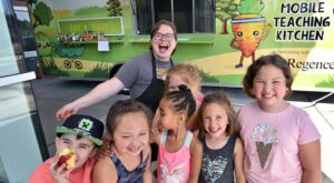 Mobile Teaching Kitchen Brings Healthy Cooking Demonstrations to Tacoma