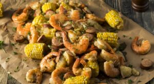 What to Serve with Shrimp Boil (23 BEST Sides)