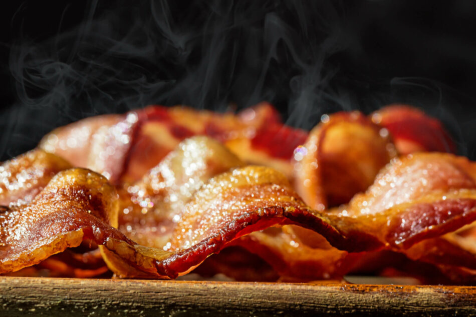 Best Ways To Cook Bacon: Top 5 Methods Most Recommended By Experts