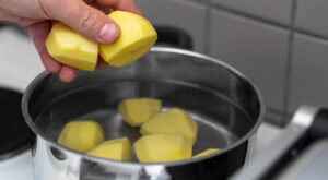 Stop Making This Common Mistake When Boiling Potatoes – Tasting Table