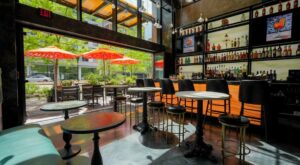 Bar Toscana Opens in the Seaport District