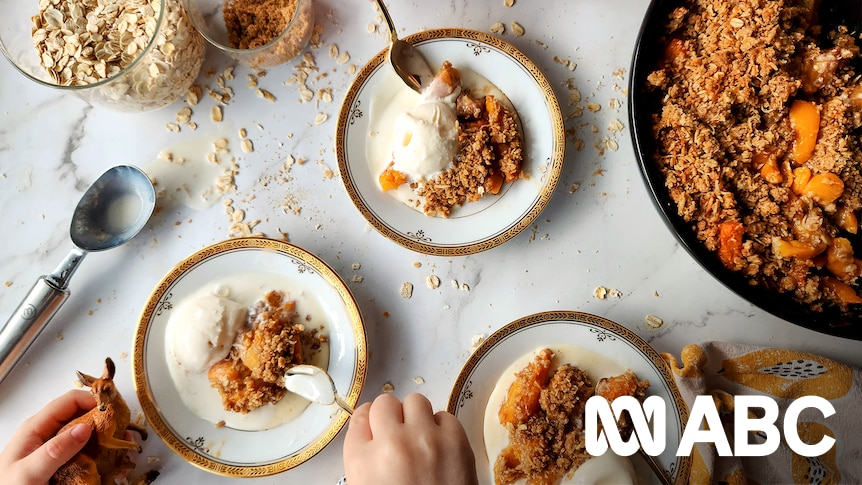 Craving something sweet and easy? Try this 30-minute crumble using tinned fruit – ABC Everyday
