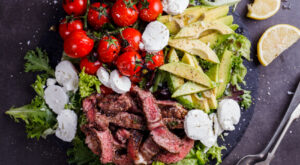 Steak salad with tomatoes and goat’s cheese – Simply Delicious