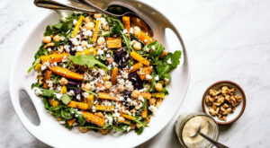 Quick Cook: Arugula Salad with Roasted Carrots, Chickpeas and Tahini Dressing