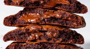 Fudgy Chocolate Brownie Cookies (Only 7 Ingredients!) – The Loopy Whisk