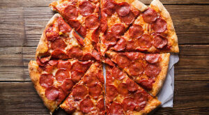 The Perfect Pie: Minnesota’s Top Pizza Restaurants Revealed