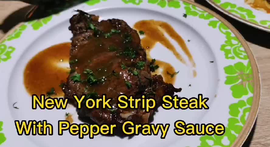 New York Strip Steak with Pepper Gravy Sauce Recipe | Another very easy Steak recipe that you can make #foodblogger #stayathhomerecipes #steakchallenge #foodie #foodpanda | By Kutsara | Facebook
