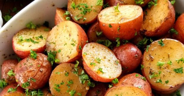 35 Foolproof Set-It-and-Forget-It Crock Pot Potato Recipes