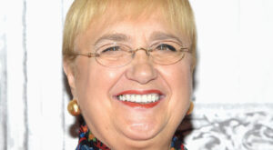 The Tomatoes Lidia Bastianich Recommends For The Perfect Red Sauce – Exclusive