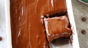 Chocolate Baked Oats (Brownie Baked Oatmeal) – Elavegan
