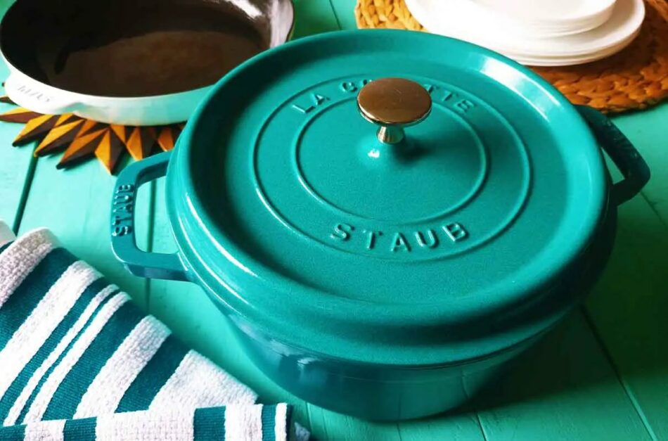 The 6 Pros and Cons of Enameled Cast Iron Cookware – Kitchen Heirlooms