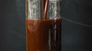 Vinegar Based BBQ Sauce Recipe (Carolina Style)