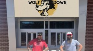 Burgasm Urban Eats, June’s Italian Ice join forces to create Wolf Down eatery in Downtown Commons | ClarksvilleNow.com