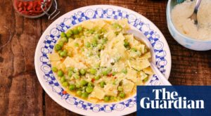 Rachel Roddy’s recipe for pasta and peas | A kitchen in Rome