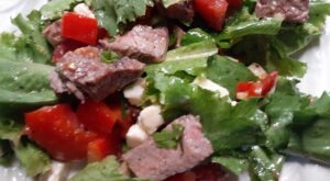 Easy steak salad #summer salads #BBQ