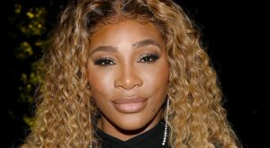 Serena Williams Shows Off Growing Baby Bump During Casual Day Out with Sister Venus – AOL