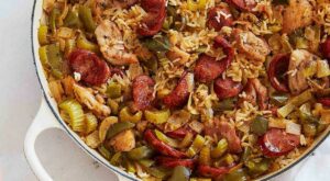 16 Dinner Recipes With Rice, Including Risotto, Stuffed Peppers, and Other Favorites – Yahoo Life