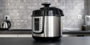 What do natural release and quick release mean on an Instant Pot?