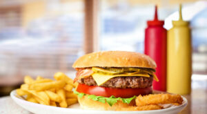 Washington Restaurant Named The Best Roadside Diner In The State | 96.5 JACK-FM