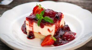 30 Best No-Bake Strawberry Desserts