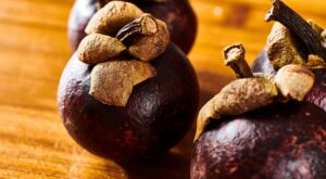 How to Cook With Mangosteens