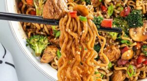 Chinese Beef & Broccoli Noodles