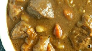 Easy Beef Stew | Ten at the Table
