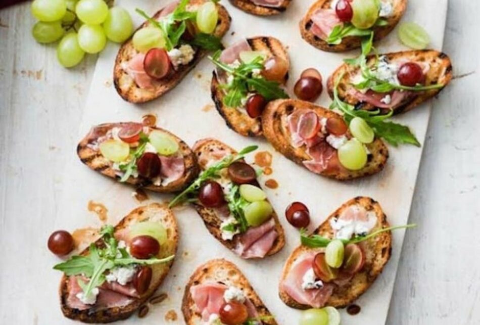 18 Unconventional Grape Recipes To Step Up Your Dinner Game