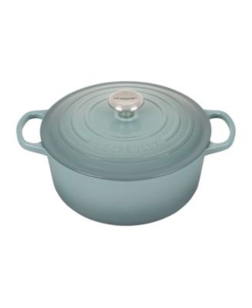 Le Creuset Signature Enameled Cast Iron 5.5 Qt. Round French Oven | Connecticut Post Mall