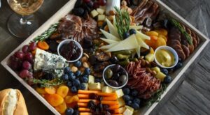 Charcuterie Board – Meat & Cheese – Red Rabbit