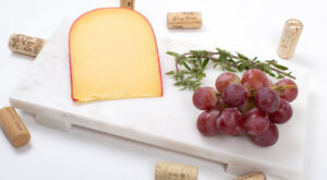 White Marble Cheese Board – Small – 8 Oak Lane
